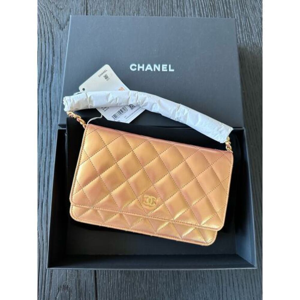 Chanel Leather NWT Wallet On Chain Bag Gold Tone